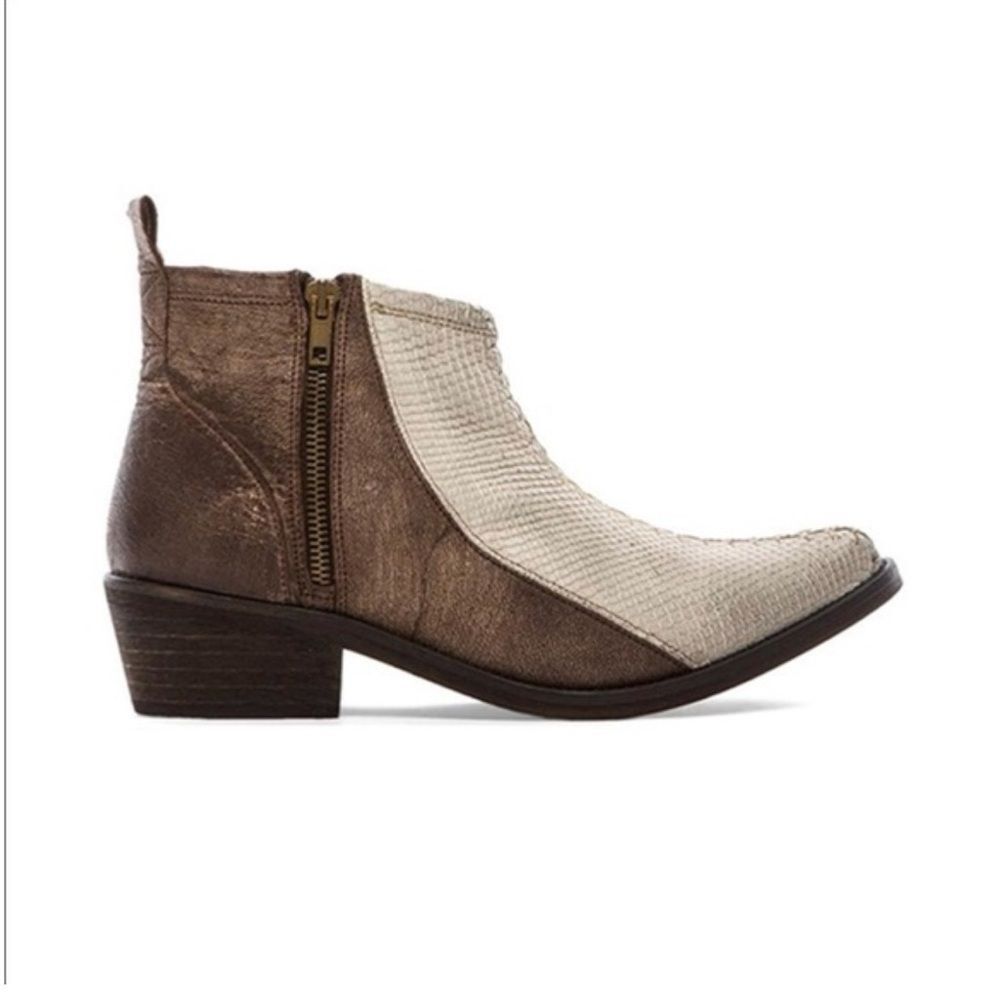 Free People Flying Ranch western boho pointed toe boots women’s shoe size 6